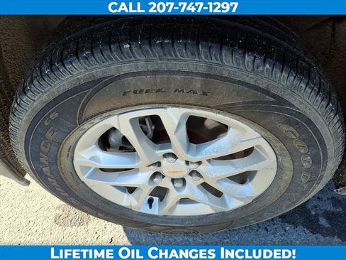 Used 2020 Chevrolet Traverse LT w/ Driver Confidence II Package image 8