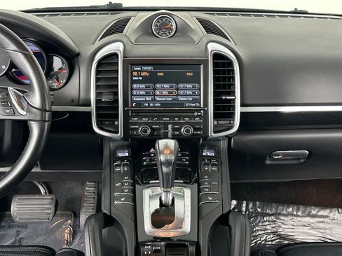 Used 2013 Porsche Cayenne Diesel image 36
