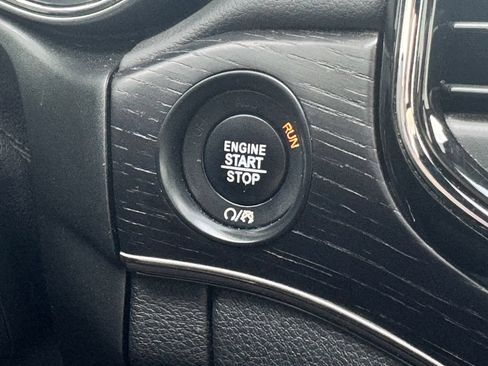 Used 2020 Jeep Grand Cherokee High Altitude AWD/4WD image 30