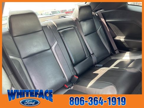 Used 2022 Dodge Challenger SXT w/ Plus Package image 40