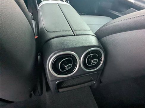 Certified 2025 Mercedes-Benz C 300 Sedan image 17