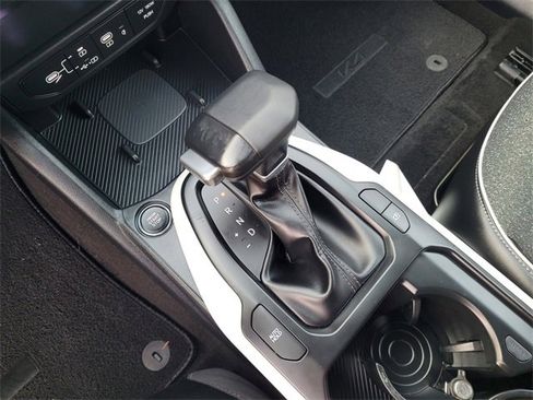 Used 2025 Kia K4 GT-Line image 17