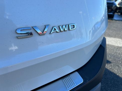 Used 2023 Nissan Rogue SV w/ SV Premium Package image 5