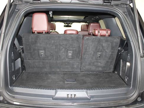 Used 2022 Ford Expedition Limited AWD/4WD image 16