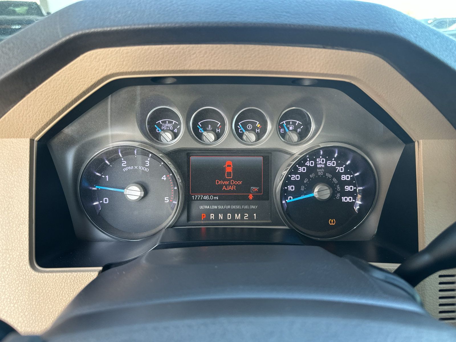 Used 2016 Ford F350 Lariat w/ Lariat Interior Package AWD/4WD image 12
