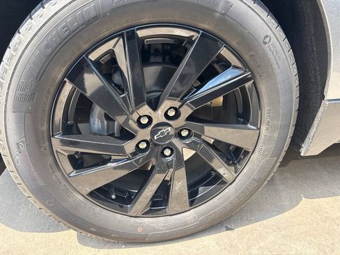Used 2023 Chevrolet Equinox LS w/ LS Convenience Package FWD image 25