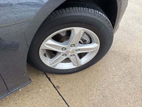 Used 2020 Chevrolet Malibu LS image 15