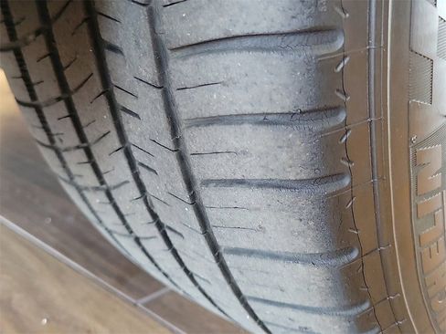 Used 2008 Ford Mustang Bullitt image 21