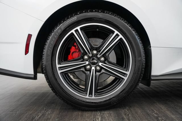 Used 2025 Ford Mustang Coupe RWD image 38