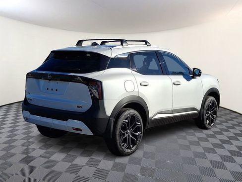 New 2026 Nissan Kicks SR w/ Cold Weather Package image 7