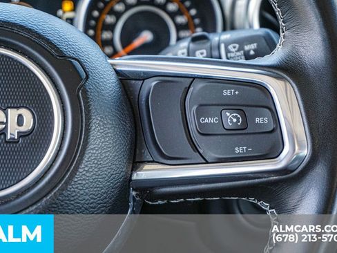 Used 2023 Jeep Wrangler Unlimited Sahara w/ Cold Weather Group AWD/4WD image 31