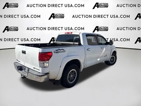 Used 2010 Toyota Tundra 4x4 CrewMax image 8
