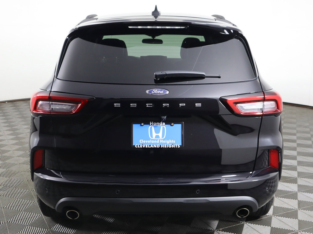 Used 2023 Ford Escape ST-Line w/ Tech Pack #1 FWD image 12