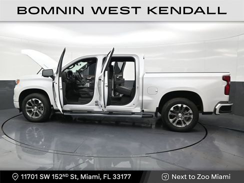 Used 2023 Chevrolet Silverado 1500 High Country w/ Technology Package image 30