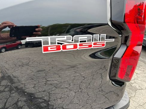 New 2026 Chevrolet Colorado Trail Boss AWD/4WD image 8