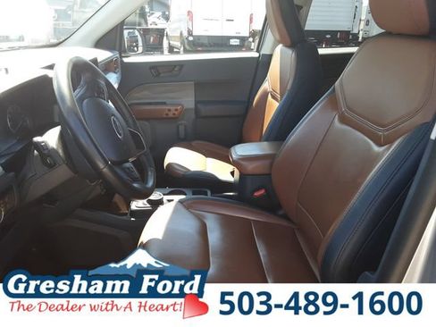 Certified 2023 Ford Maverick Lariat w/ Lariat Luxury Package AWD/4WD image 18