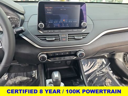 Used 2022 Nissan Altima 2.5 SV w/ SV Premium Package image 19