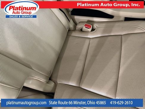 Used 2016 Toyota Highlander Limited image 32