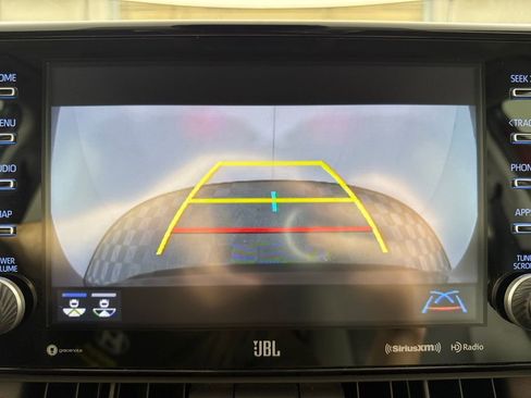 Used 2022 Toyota RAV4 Limited image 14