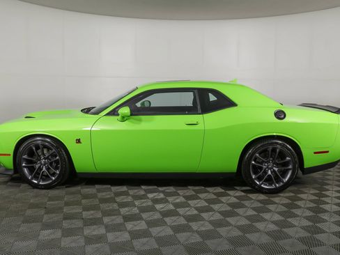 Used 2023 Dodge Challenger R/T Scat Pack RWD image 18