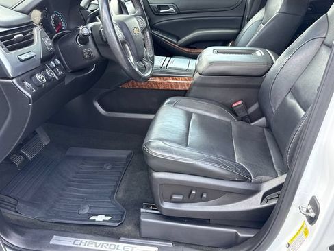 Used 2017 Chevrolet Tahoe Premier AWD/4WD image 9