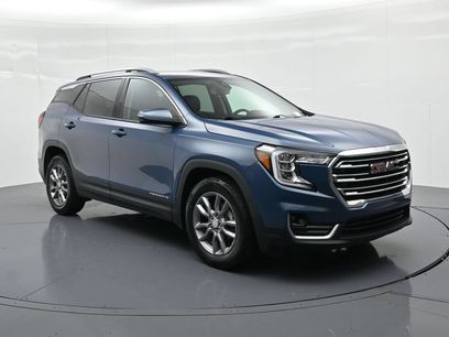 Used 2024 GMC Terrain SLT