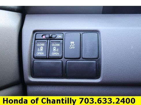 Used 2016 Honda Odyssey SE image 20