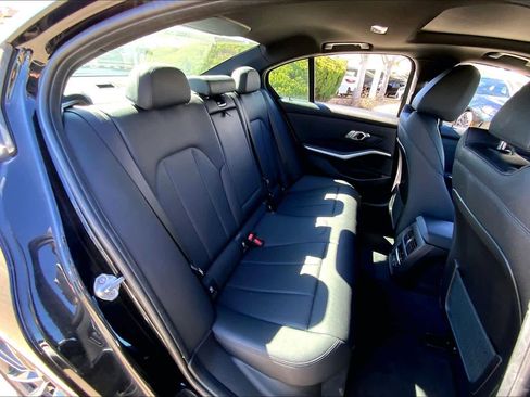 Used 2020 BMW 330i Sedan image 19