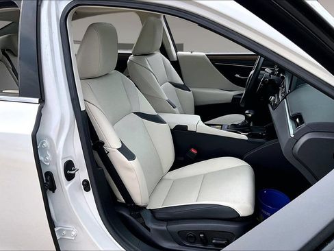 Used 2025 Lexus ES 350 w/ Premium Package FWD image 7