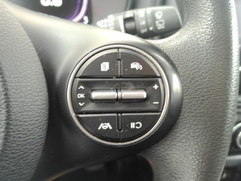 Used 2023 Kia Soul LX w/ Option Group 015 image 32