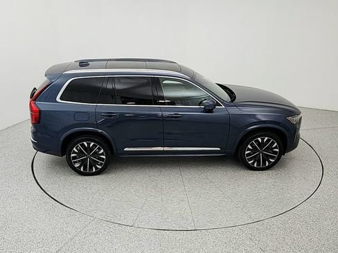 Certified 2026 Volvo XC90 B6 Plus AWD/4WD image 16
