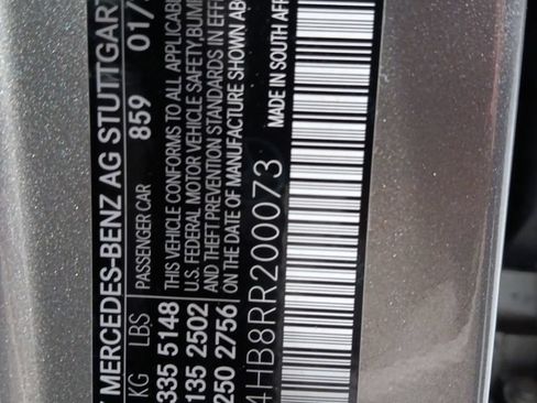 Used 2024 Mercedes-Benz C 300 4MATIC Sedan image 3