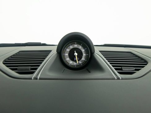 Certified 2026 Porsche 911 GT3 RWD image 27