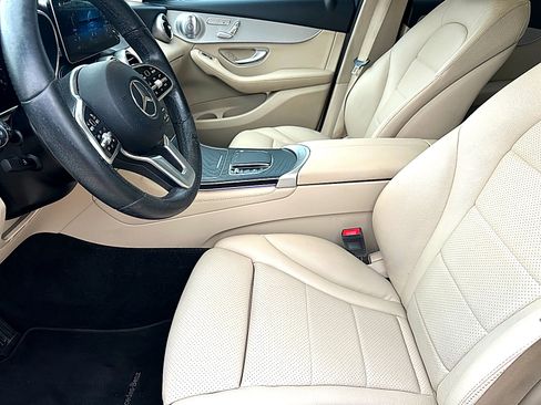 Used 2020 Mercedes-Benz GLC 300 image 13