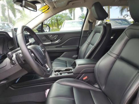 Certified 2024 Lincoln Corsair FWD image 21