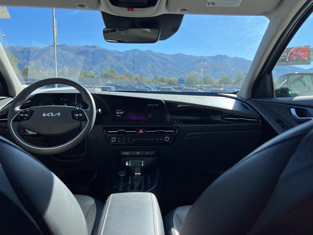 Used 2024 Kia Niro FWD image 22