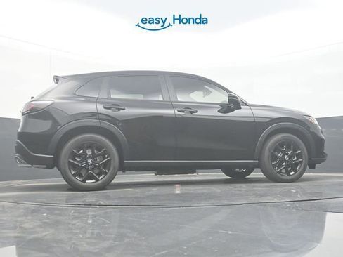 Used 2025 Honda HR-V Sport image 30