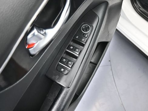 Used 2024 Kia Forte GT-Line w/ GT-Line Premium Package FWD image 15
