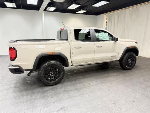 New 2026 GMC Canyon Elevation w/ Convenience Package AWD/4WD image 7