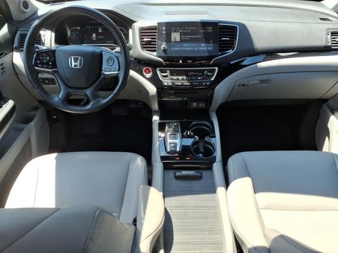 Used 2019 Honda Pilot Touring image 21