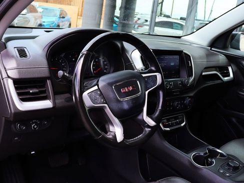Used 2023 GMC Terrain SLT AWD/4WD image 39