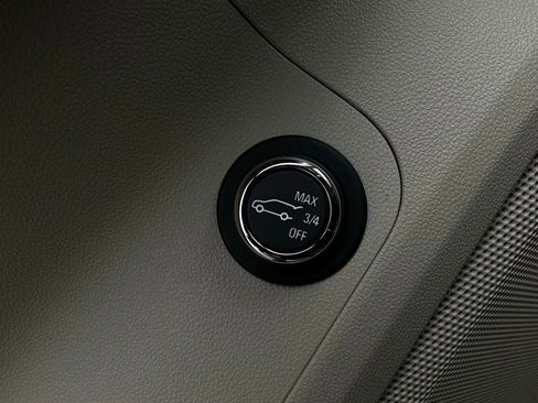 Used 2017 GMC Acadia Denali image 27