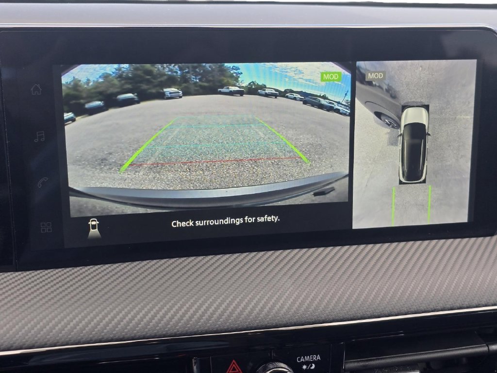 Used 2026 Nissan Kicks SR FWD image 23
