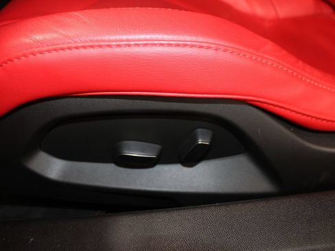 Used 2024 Chevrolet Corvette Stingray Coupe w/ 1LT RWD image 17