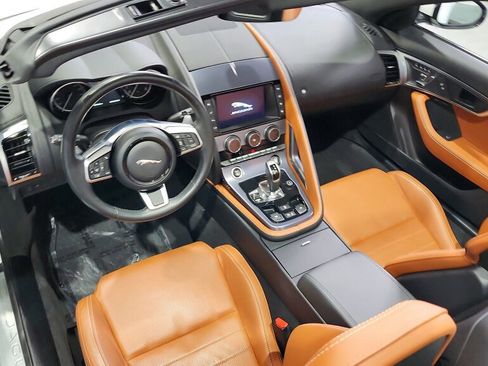 Used 2018 Jaguar F-TYPE Convertible image 15
