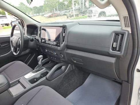 Used 2025 Nissan Frontier S RWD image 25