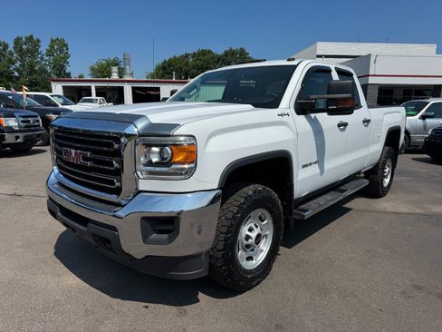 Used 2017 GMC Sierra 2500 4x4 Double Cab image 1