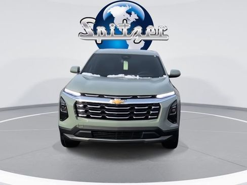 New 2026 Chevrolet Equinox LT w/ Convenience Package II image 3