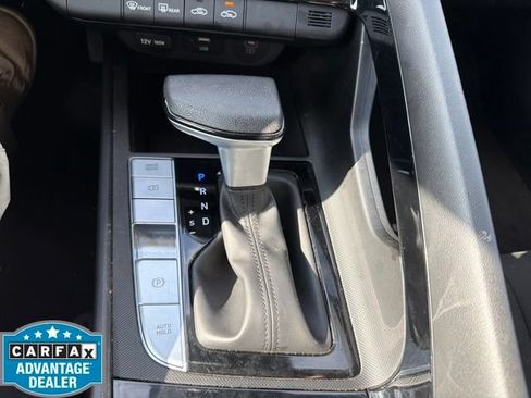 Used 2024 Hyundai Elantra Blue FWD image 6