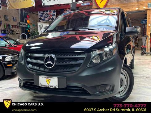 Used 2019 Mercedes-Benz Metris Passenger image 1